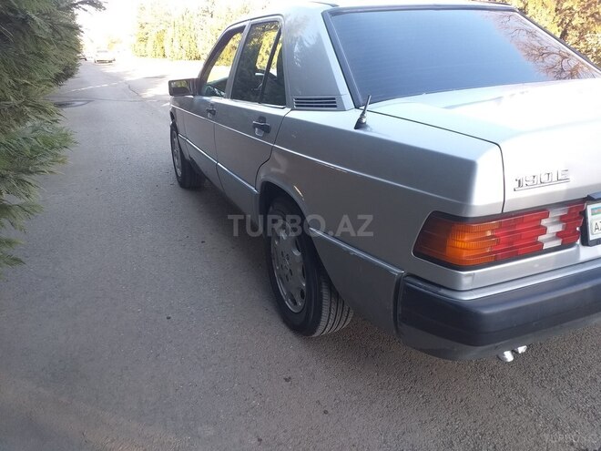 Mercedes 190 1992, 228,000 km - 1.8 l - Qazax