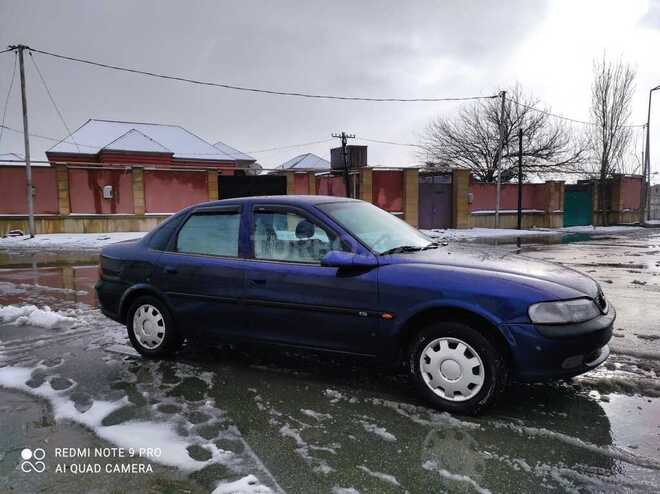 Opel Vectra 1996, 326,575 km - 1.8 l - Bakı