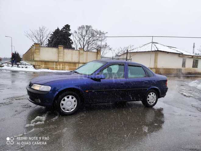 Opel Vectra 1996, 326,575 km - 1.8 l - Bakı
