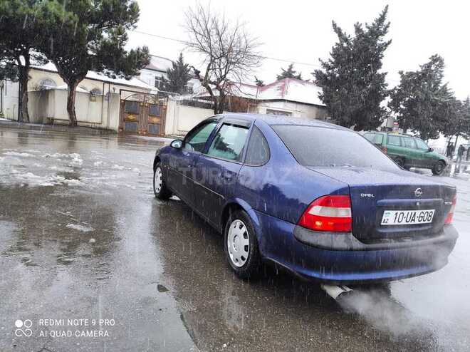 Opel Vectra 1996, 326,575 km - 1.8 l - Bakı