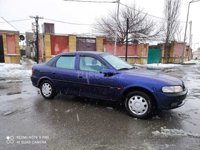 Opel Vectra 1996, 326,575 km - 1.8 l - Bakı