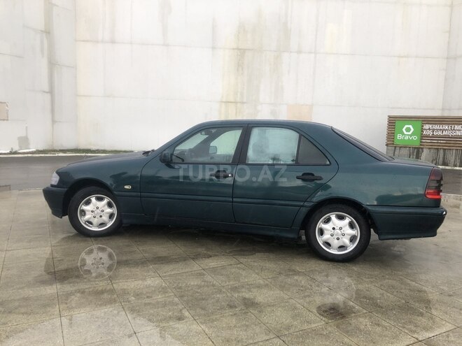 Mercedes C 180 1998, 300,000 km - 1.8 l - Bakı