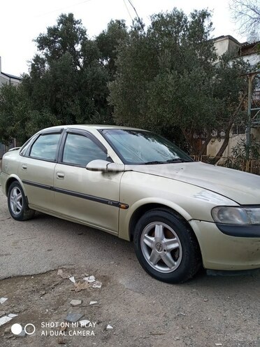 Opel Vectra 1995, 432,000 km - 2.0 l - Bakı