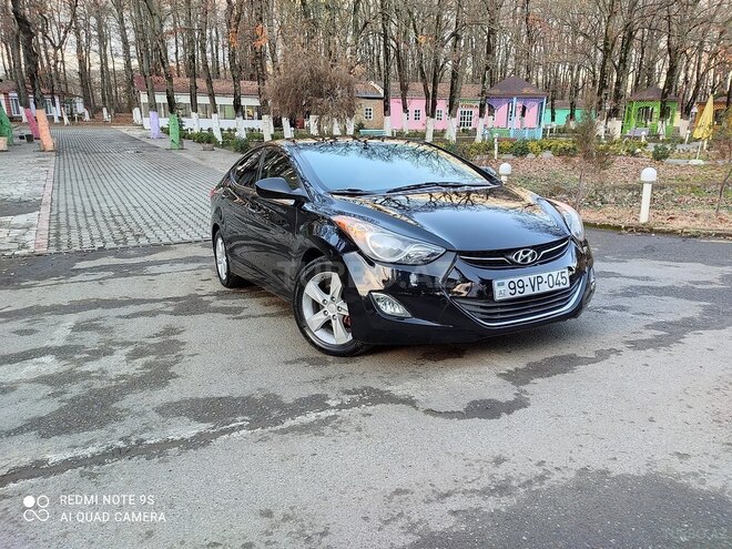 Hyundai Elantra 2013, 93,000 km - 1.8 l - Masallı