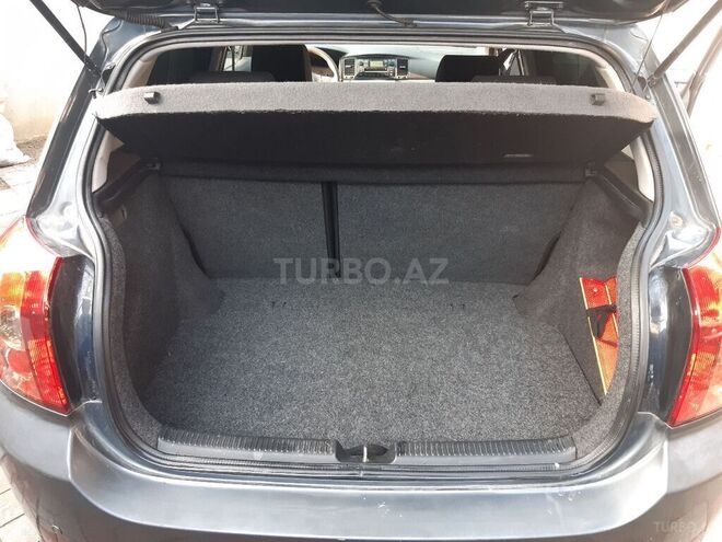 Toyota Corolla 2006, 175,200 km - 1.4 l - Bakı