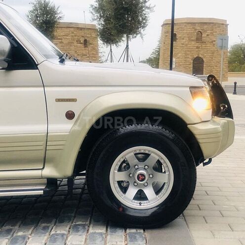Mitsubishi Pajero 1994, 240,000 km - 2.8 l - Bakı