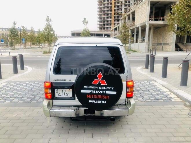 Mitsubishi Pajero 1994, 240,000 km - 2.8 l - Bakı