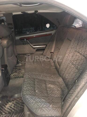 Mercedes C 180 1995, 442,985 km - 1.8 l - Bakı