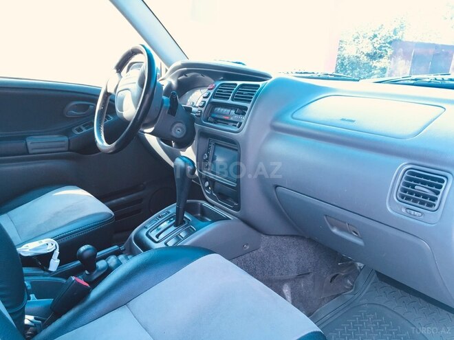 Suzuki Grand Vitara 2002, 205,000 km - 2.0 l - Bakı
