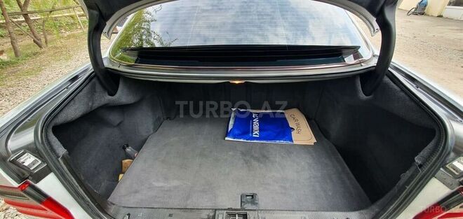 Mercedes E 320 2000, 225,000 km - 3.2 л - Qazax