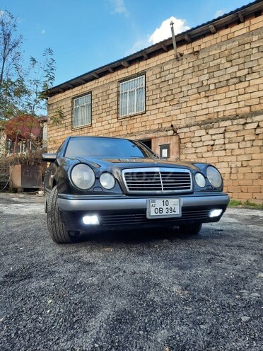 Mercedes E 230 1996, 271,000 km - 2.3 l - Lənkəran