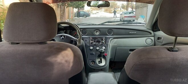 Mitsubishi Airtrek 2001, 200,000 km - 2.0 l - Bakı