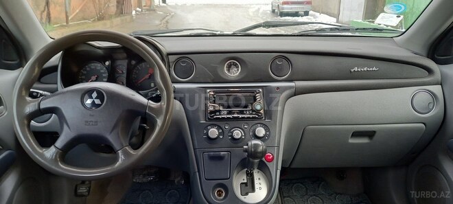 Mitsubishi Airtrek 2001, 200,000 km - 2.0 l - Bakı