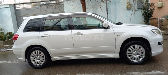 Mitsubishi Airtrek 2001, 200,000 km - 2.0 l - Bakı