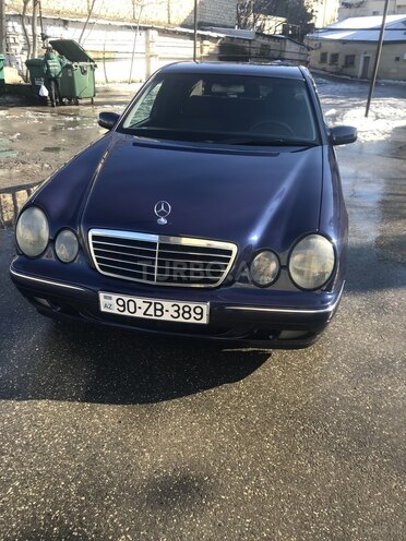 Mercedes E 220 2000, 451,000 km - 2.2 l - Bakı