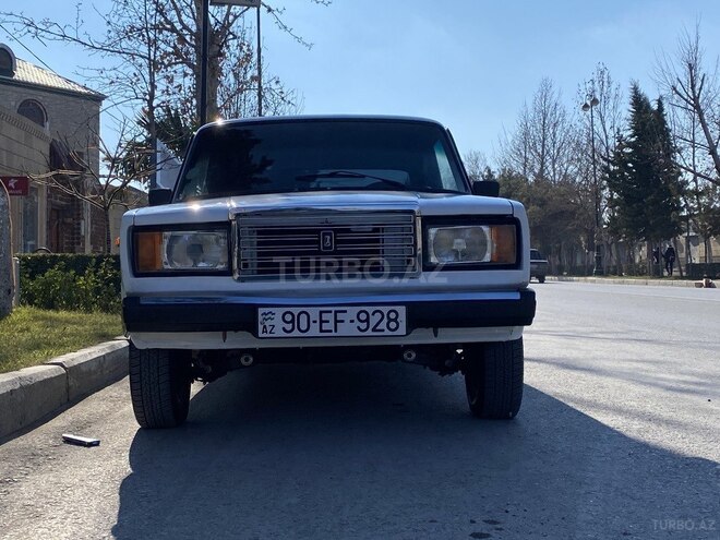 LADA (VAZ) 2107 2005, 100,000 km - 1.5 l - Yevlax