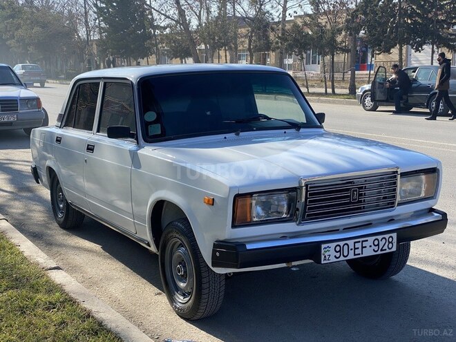 LADA (VAZ) 2107 2005, 100,000 km - 1.5 l - Yevlax