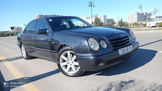 Mercedes E 280 1998, 220,000 km - 2.8 l - Bakı