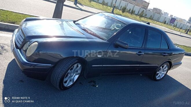 Mercedes E 280 1998, 220,000 km - 2.8 l - Bakı