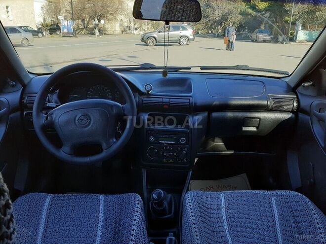 Opel Astra 1997, 435,000 km - 1.6 l - Xırdalan