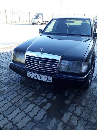 Mercedes E 200 1991, 450,000 km - 2.0 l - Gəncə