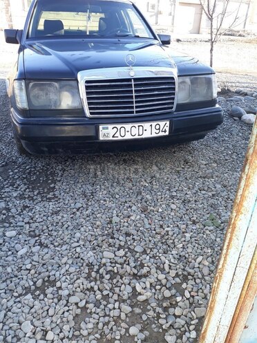 Mercedes E 200 1991, 450,000 km - 2.0 l - Gəncə
