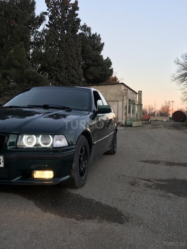 BMW 320 1994, 414,000 km - 2.0 l - Sumqayıt