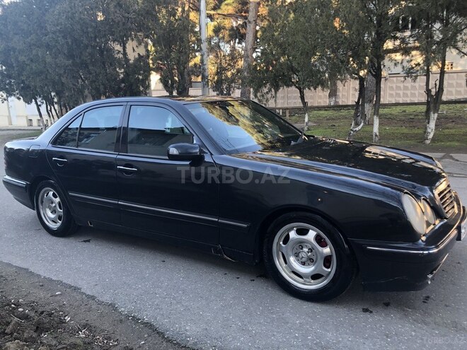 Mercedes E 270 2000, 800,000 km - 2.7 л - Sumqayıt