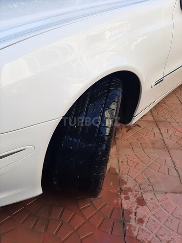 Mercedes E 240 2004, 254,000 km - 2.6 л - Bakı
