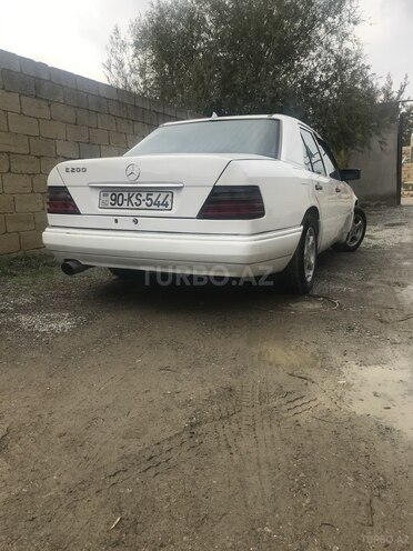 Mercedes E 200 1994, 300,000 km - 2.0 l - Bakı