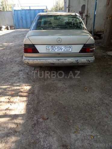 Mercedes E 200 1986, 356,808 km - 2.0 l - İmişli