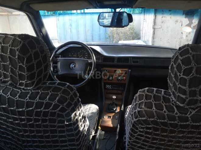 Mercedes E 200 1986, 356,808 km - 2.0 l - İmişli