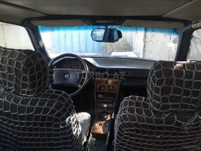 Mercedes E 200 1986, 356,808 km - 2.0 l - İmişli