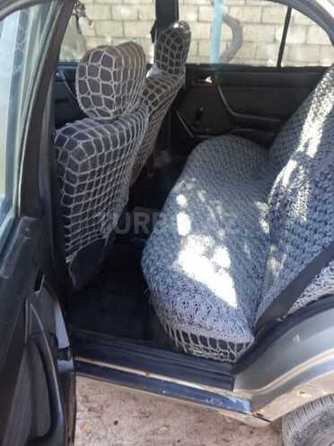Mercedes E 200 1986, 356,808 km - 2.0 l - İmişli