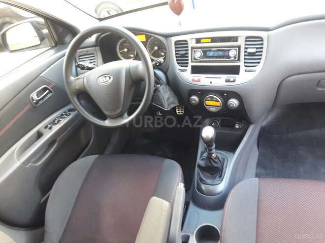 Kia Rio 2006, 218,000 km - 1.5 l - Bakı