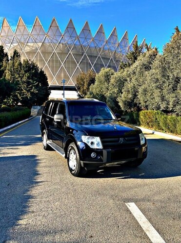 Mitsubishi Pajero 2007, 132,000 km - 3.0 l - Bakı