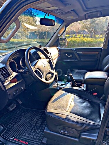 Mitsubishi Pajero 2007, 132,000 km - 3.0 l - Bakı