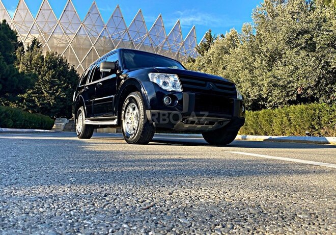 Mitsubishi Pajero 2007, 132,000 km - 3.0 l - Bakı