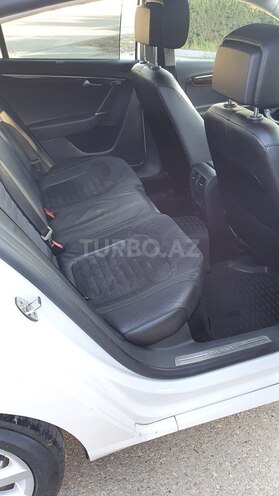 Volkswagen Passat 2011, 107,500 km - 1.8 l - Bakı