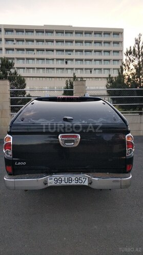 Mitsubishi L200 2013, 252,000 km - 2.5 l - Bakı