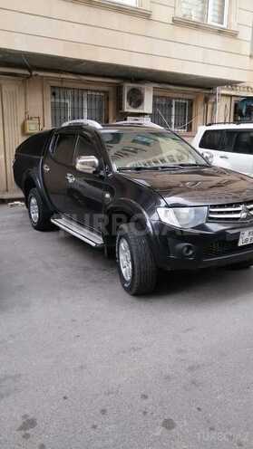 Mitsubishi L200 2013, 252,000 km - 2.5 l - Bakı