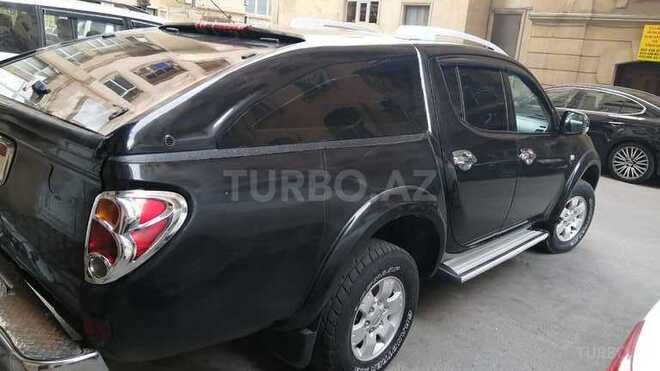 Mitsubishi L200 2013, 252,000 km - 2.5 l - Bakı