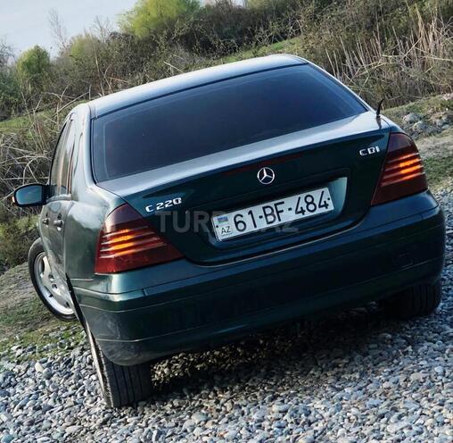 Mercedes C 220 2001, 330,000 km - 2.2 l - Ucar