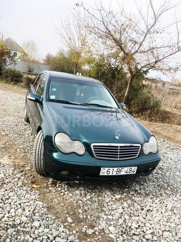 Mercedes C 220 2001, 330,000 km - 2.2 l - Ucar
