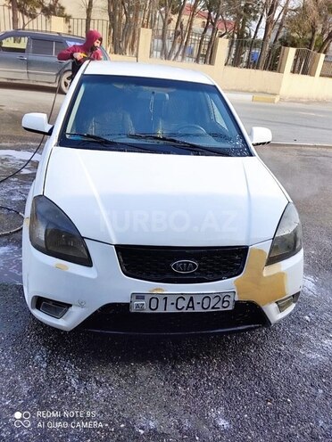 Kia Rio 2011, 300,078 km - 1.4 l - Sumqayıt