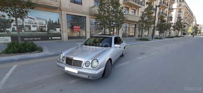 Mercedes E 230 1996, 386,200 km - 2.3 l - Bakı
