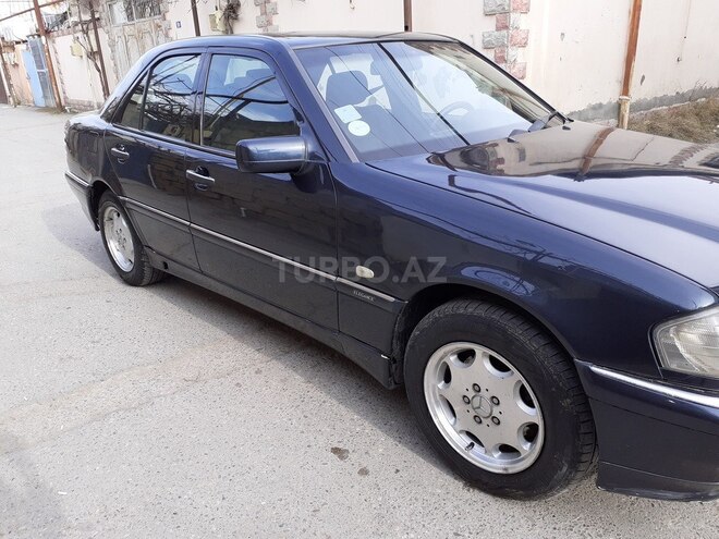 Mercedes C 180 2000, 300,000 km - 1.8 l - Bakı