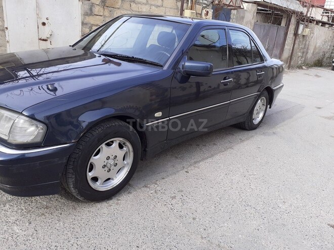 Mercedes C 180 2000, 300,000 km - 1.8 l - Bakı