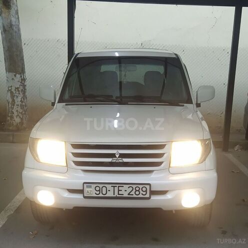 Mitsubishi Pajero io 2000, 191,000 km - 2.0 l - Bakı
