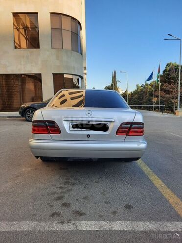 Mercedes E 200 1998, 311,500 km - 2.0 л - Bakı